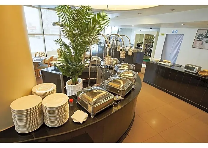 Summit Circle - Quarantine Hotel Cebu
